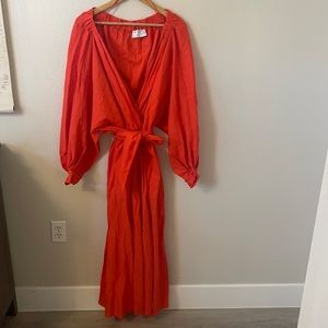 Maxi red linen dress with batwing sleeves
